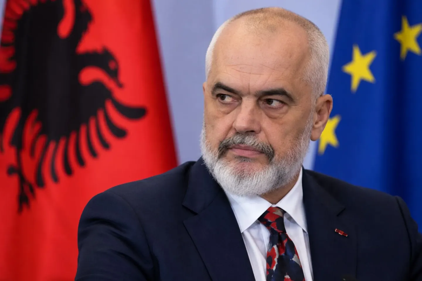 Premierminister Rama plant Krisenbesuch in Wien: Wird Skandalbotschafter Fate Velaj zum Problem?