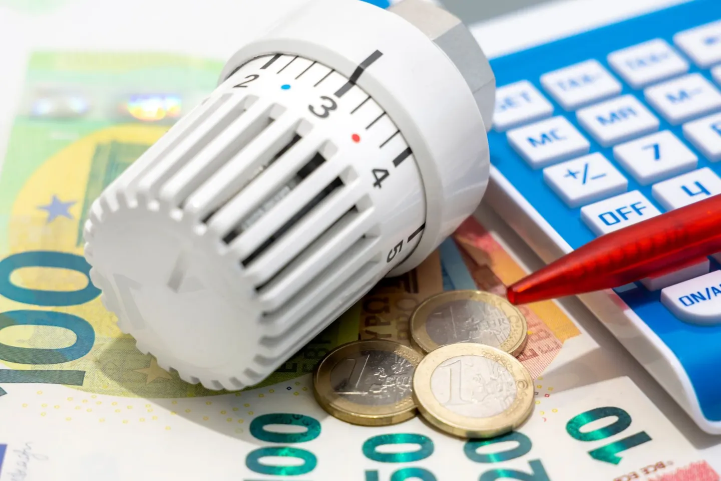 Heizöl um 75 Prozent teurer: AK Oberösterreich fordert Preisdeckel und 700 Euro Zuschuss